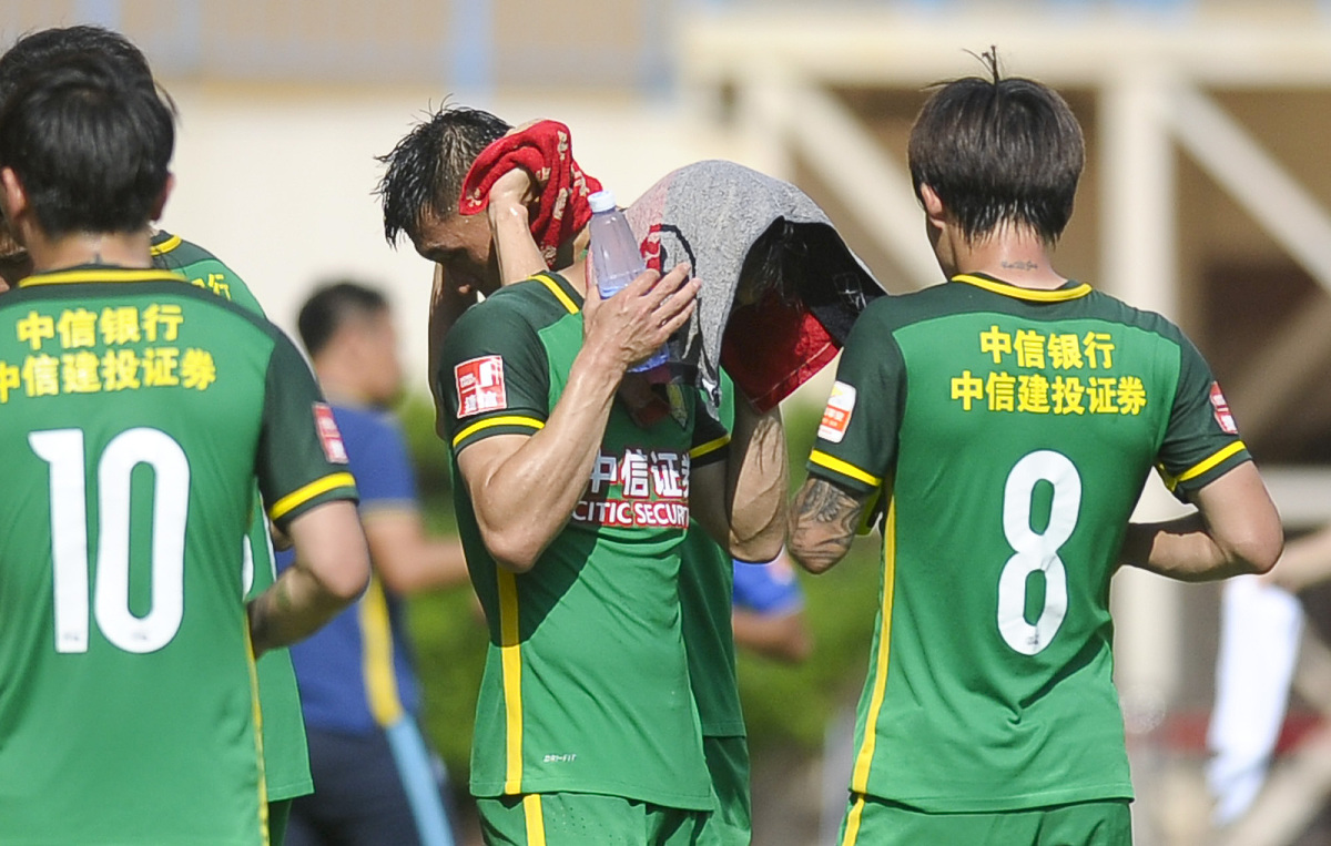 上海久事发布备战花絮；转会期门线救险；足总杯任务艰巨；细节决定成败